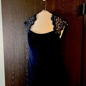 Formal Navy dress that is perfect for that special occasion. Worn only once!
